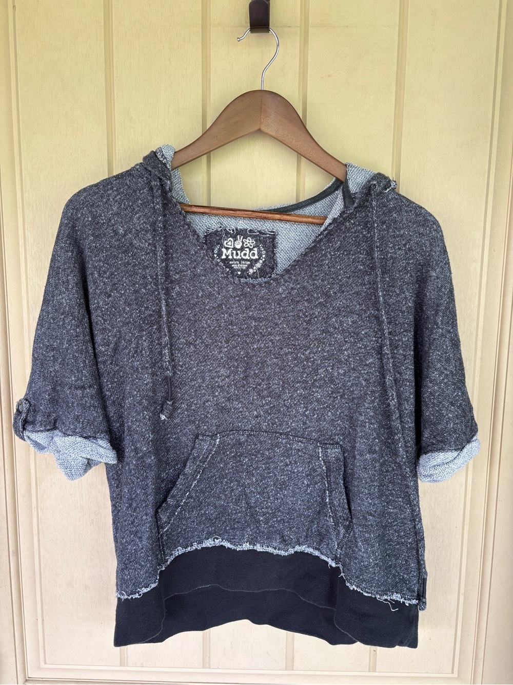 Mudd Short Sleeve Hooded Sweatshirt in Gray